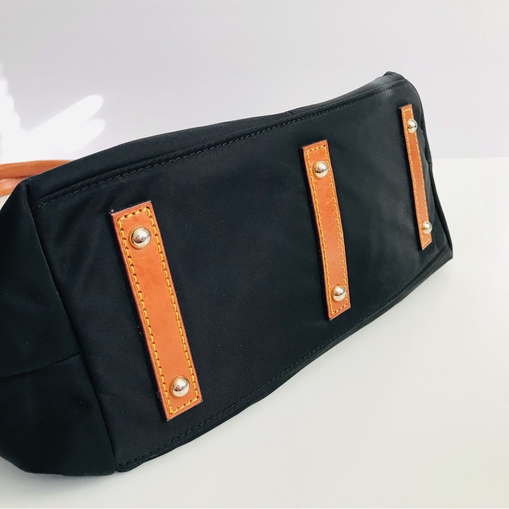 Dooney & Bourke Black and Tan Women Bag - Picture 8 of 16